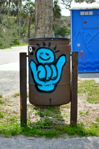 03-16-21-mayport pole trashcan shaka-P1880745