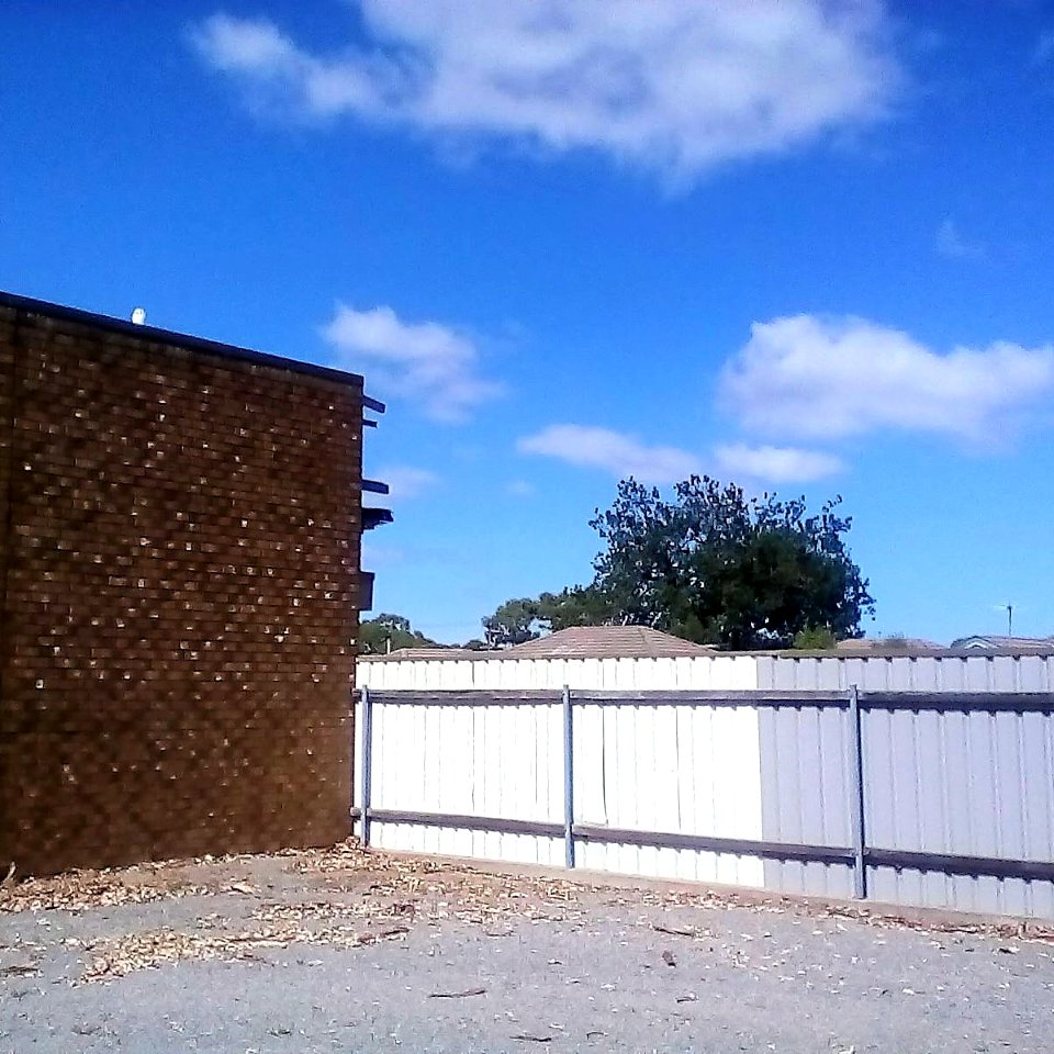 There's an Aldi there now.