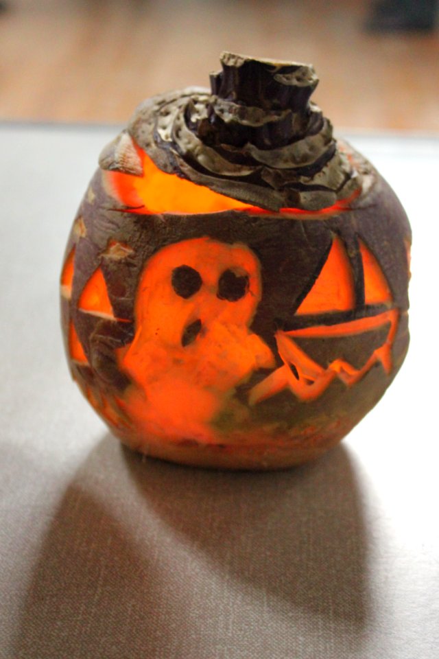 Hop-tu-naa turnip with ghost (Maughold 2016)