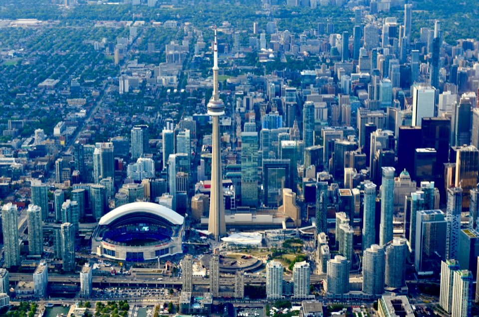 toronto-2428518 1920
