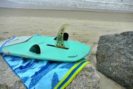 G-WILSON BOARD-SHARK TOOTH FIN-P1880394