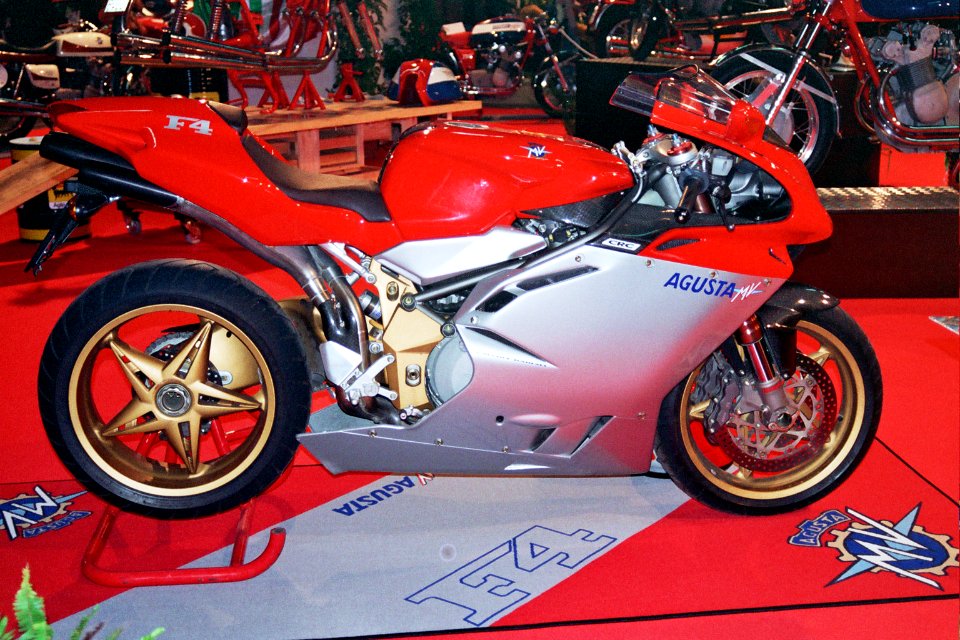 mv-agusta-f4-750-oro-04