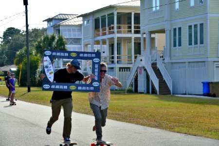 Skatin' High Tide