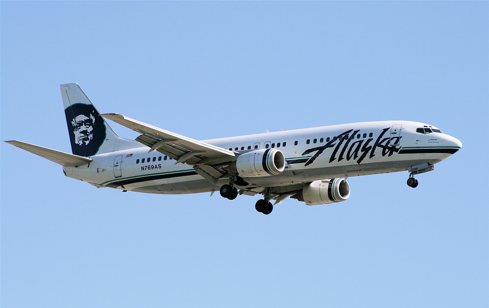 Airline jet flight