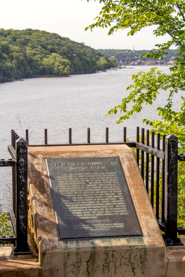 VanTatenhoveJ BoomSite GeologicMarker 20160825 vpr