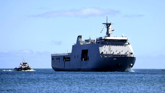 BRP Davao del Sur Arrives in Hawaii