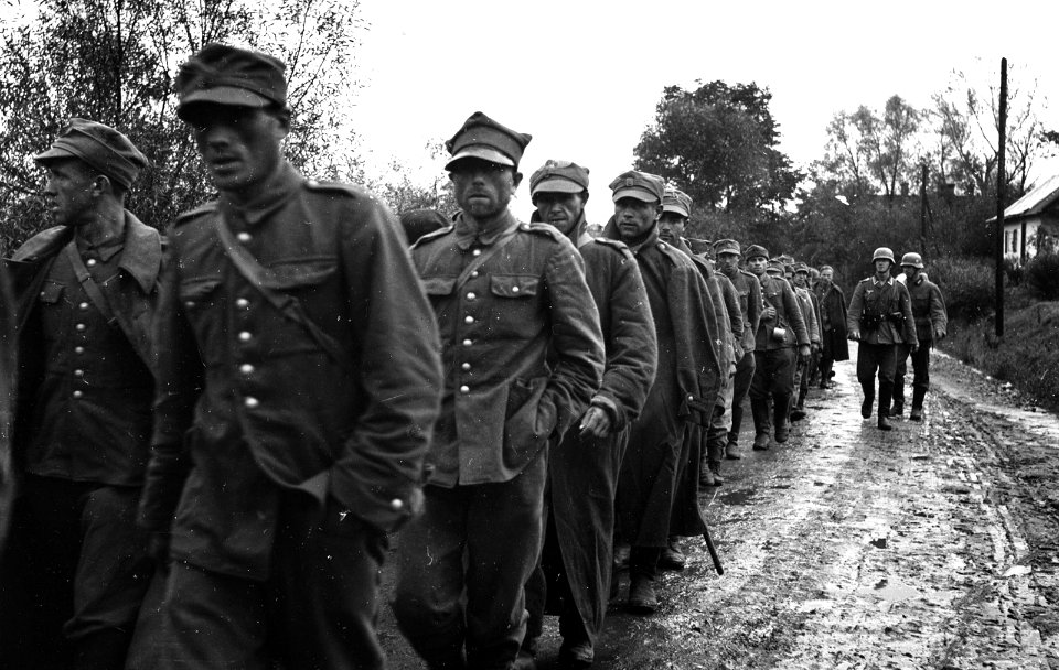 1939 - Soldados polacos prisioneros
