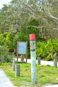 03-16-21-mayport poles peace sign n mr pole-P1880747 photo