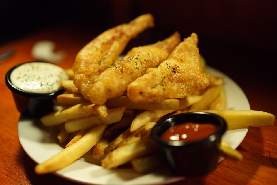 Tartar ketchup snacks