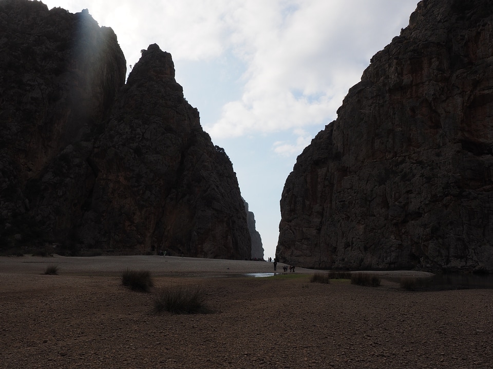 Breakthrough gorge beach