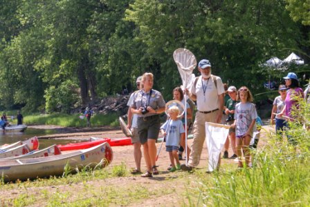 VanTatenhoveJ MNInterstatePark StaffAndExpertsLeadBioblitzWalk 20150627 vpp