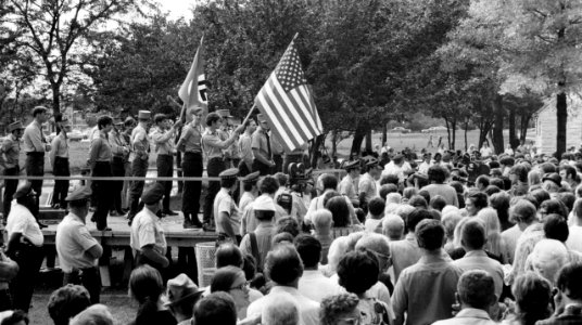 Agosto 27, 1972 - Manifestación nazi en Estados Unidos en Marquette Park, Chicago
