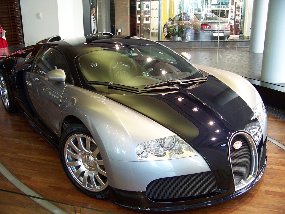 Fast car veyron supercar
