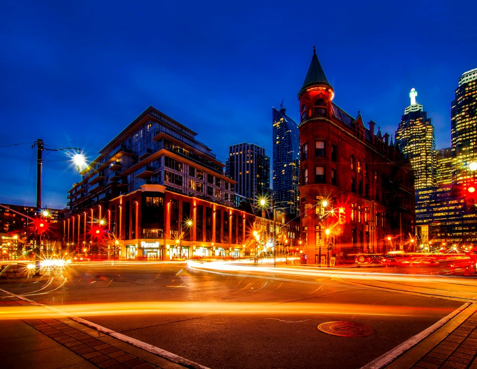 TORONTO'S FLAT IRON BUILDING AT BERCZY PARK