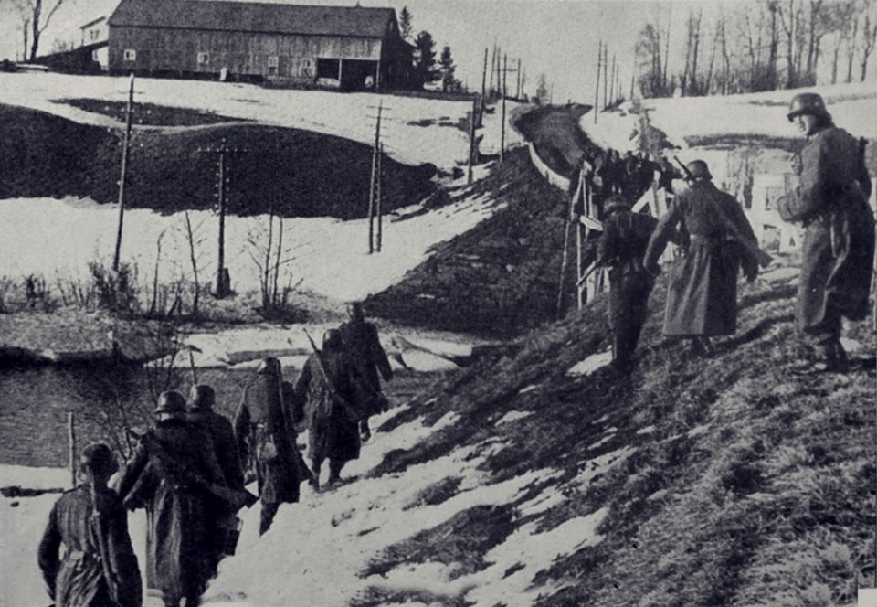 25 Abril, 1940. Infantería alemana en Steinkjer, Noruega