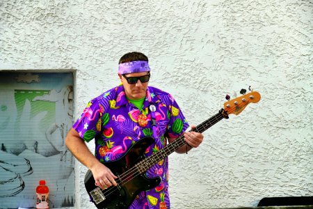 Bass- Aloha Joes