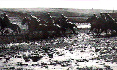 15 de Febrero de 1942. Carga del Regimiento de Caballería Savoia de Italia en las estepas de Isbuschenski, en la URSS