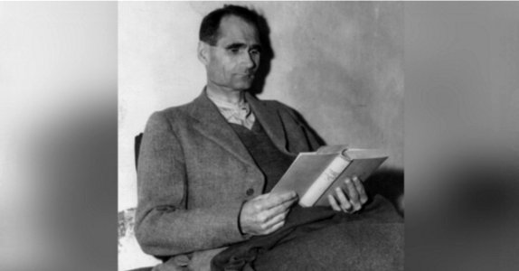 Rudolf Hess en prisión, el 24 de noviembre de 1945
