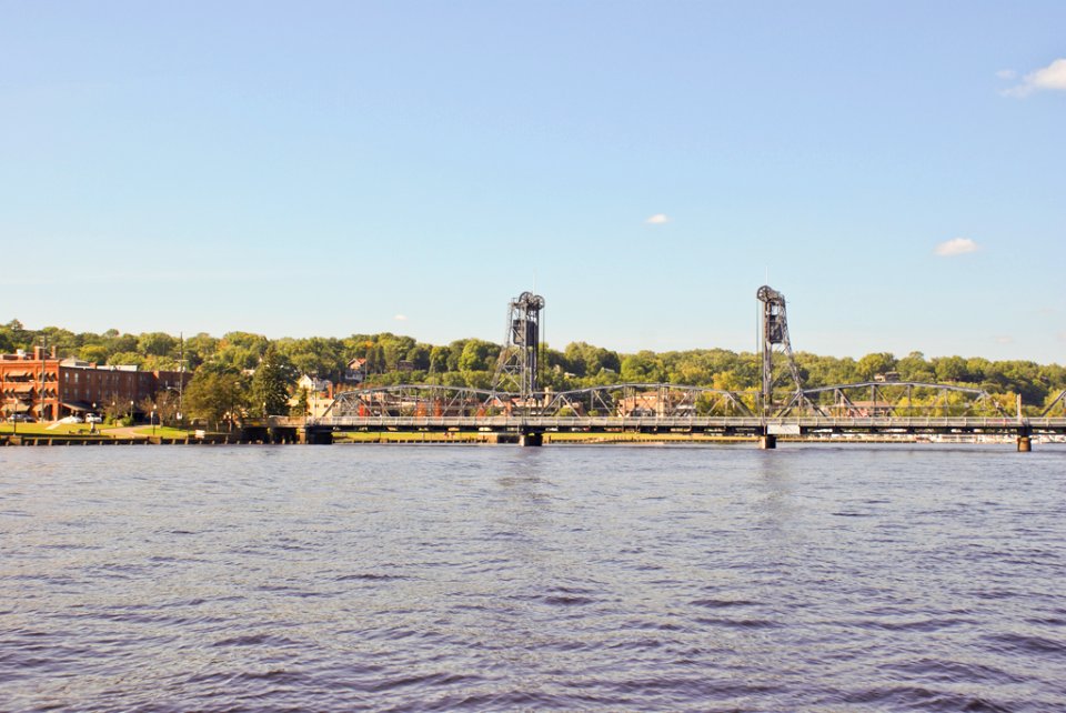 VanTatenhoveJ NearStillwaterMN StillwaterLiftBridge 20140916 vpp