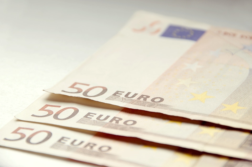 Banknotes note euro