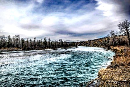 #beautiful #bowriver in #bowmontpark #calgary #yyc #canada ☺ #varsityyyc #river #sky #yycparks #explorecalgary #imagesofcanada #realtor #c21 #photography