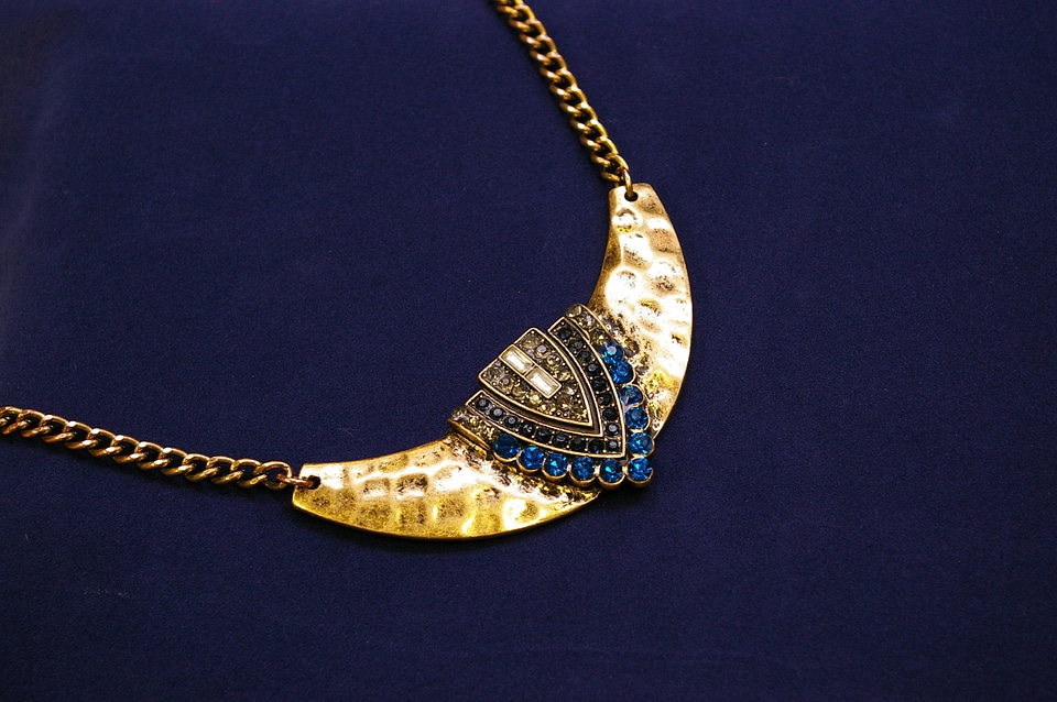 Oriental blue gold