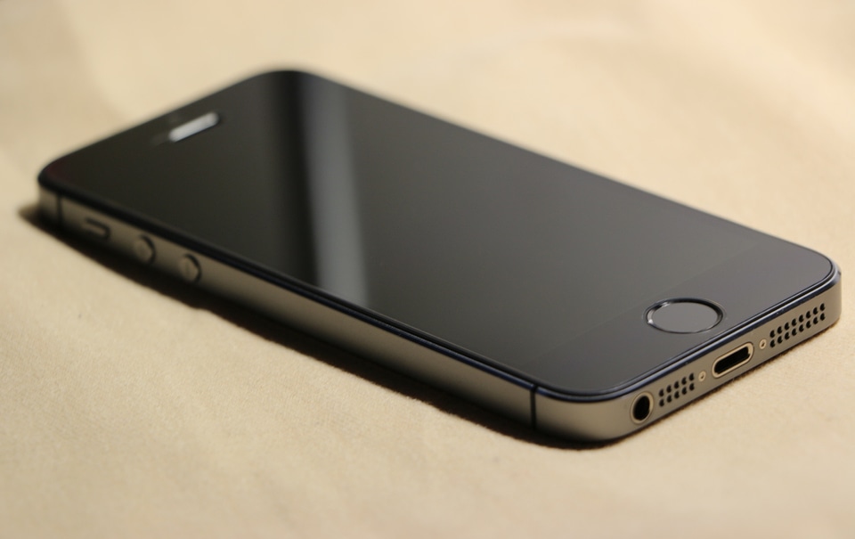 5s apple phone static photos