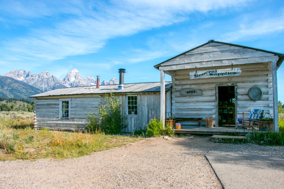 Menors Ferry General Store