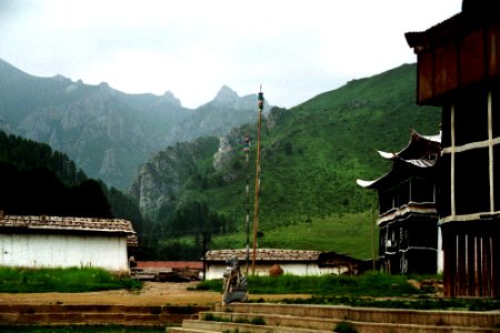 Labang monasterio, Xiage, Tibet photo