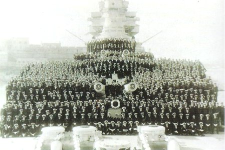 Parte de la tripulación de The Hood, barco hundido por el Bismarck