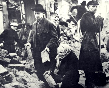 1945 - Reciclaje en Dresde