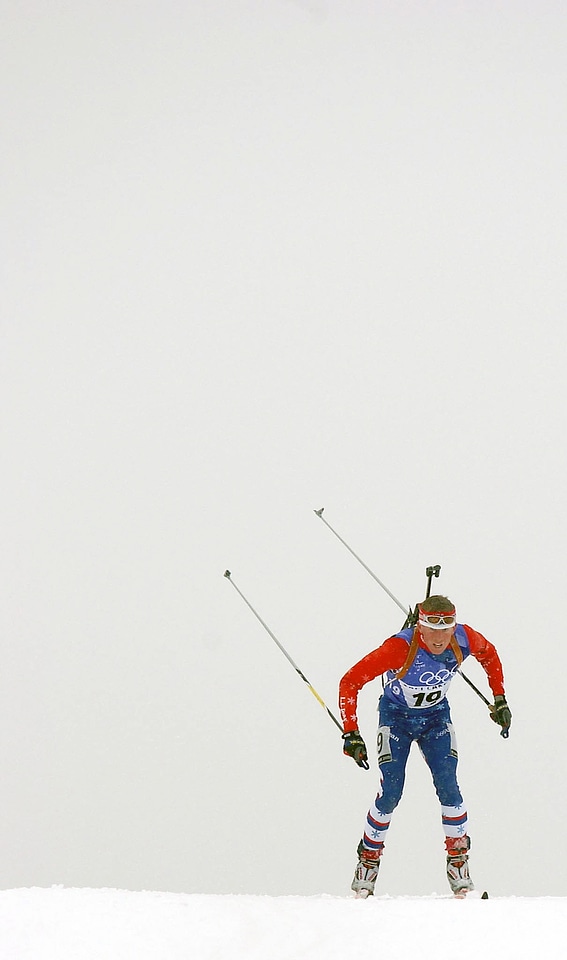 Winter male competition