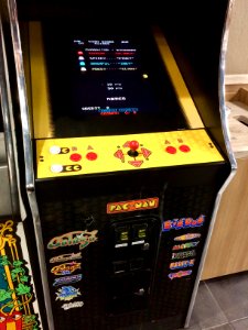Pacman - Arcade Machine photo