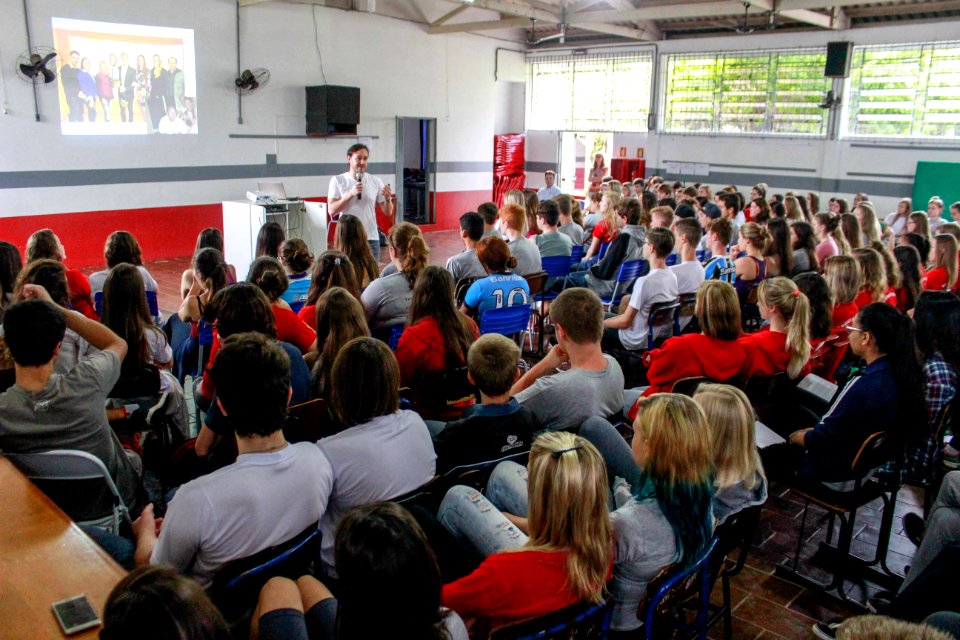 Palestra na Escola Jacob Milton | Feliz