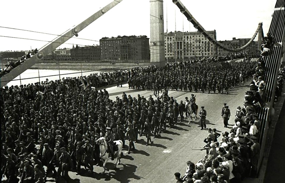 Parada de los derrotados - Marcha de prisioneros alemanes en Moscú
