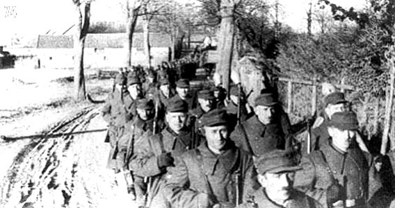 Febrero 1945. Marcha de los batallones del Volkssturm