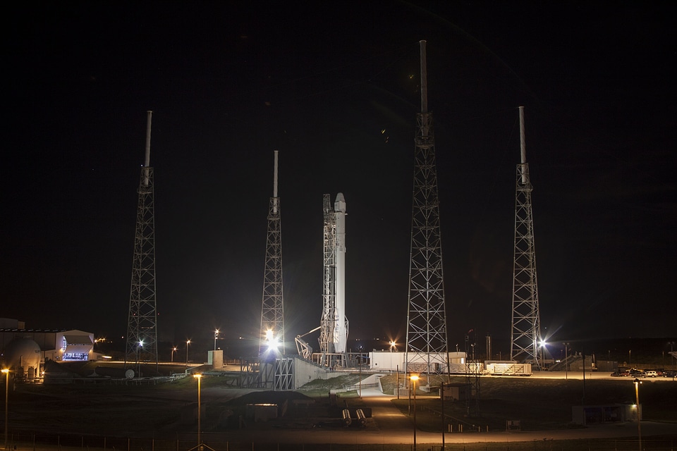 Rocket flight spacex