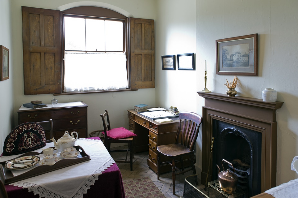 Stately home desk chairs