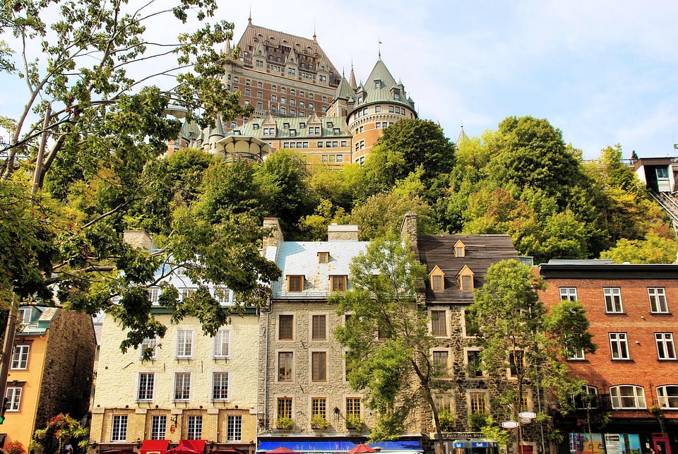Old quebec frontenac castle