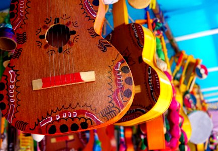 Toy guitars