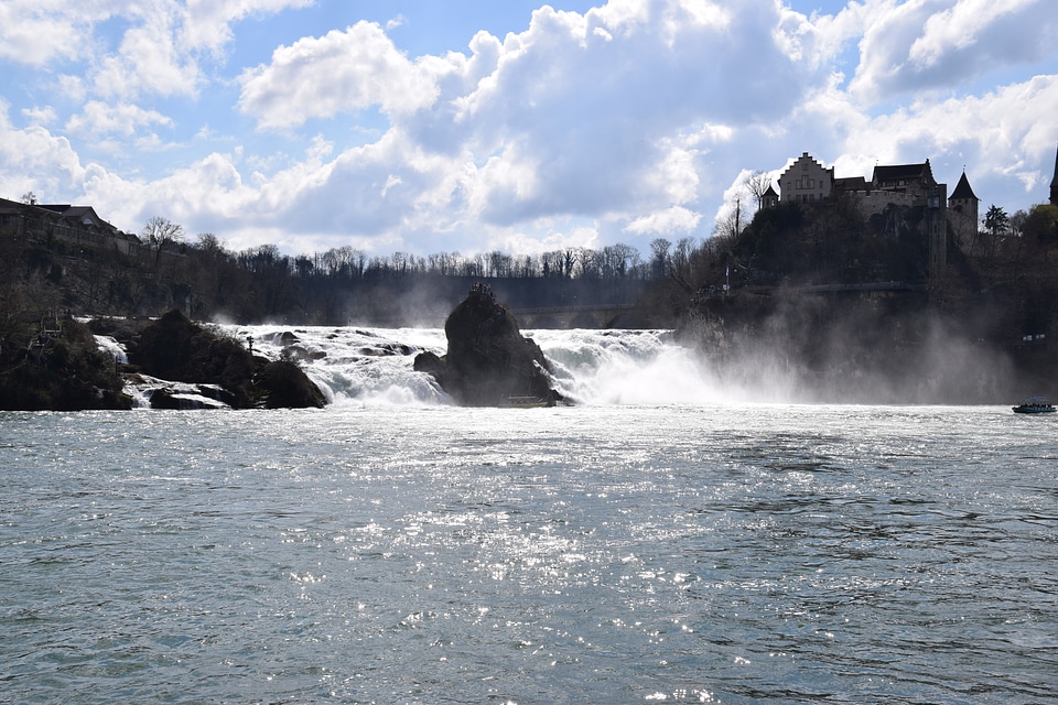 Waterfall backlighting schaffhausen