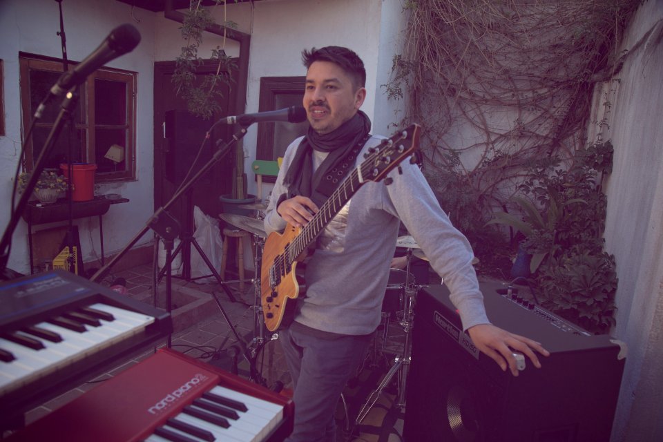 Manu Sija + Amanitas