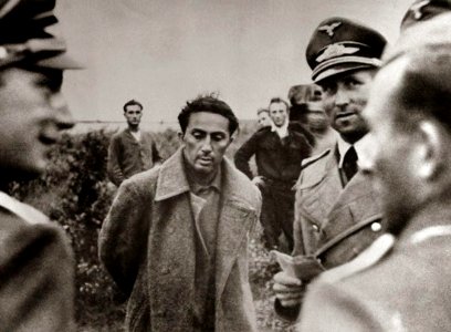1941. El hijo de Stalin Yakov Dzhugashvili capturado por los alemanes. Fue asesinado en el campo para prisioneros