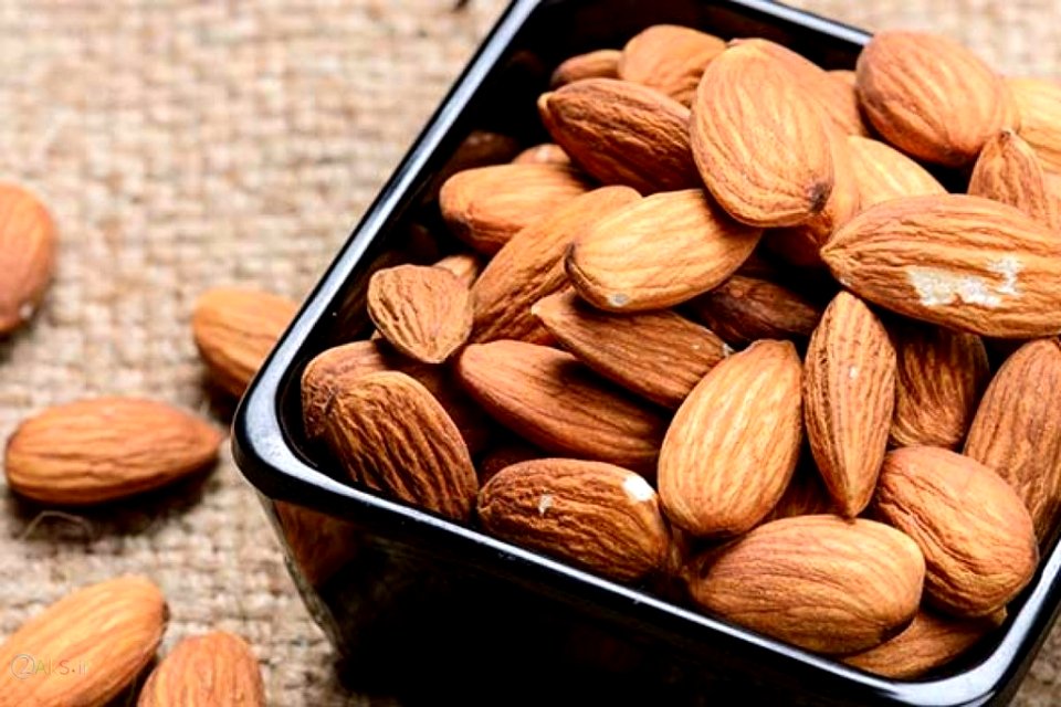 عکس بادام