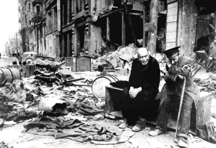 1945 – Viejos alemanes abandonados