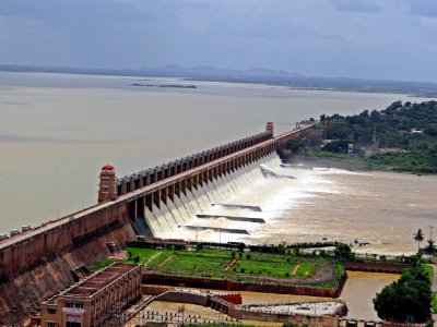 Tungabhadra dam, India