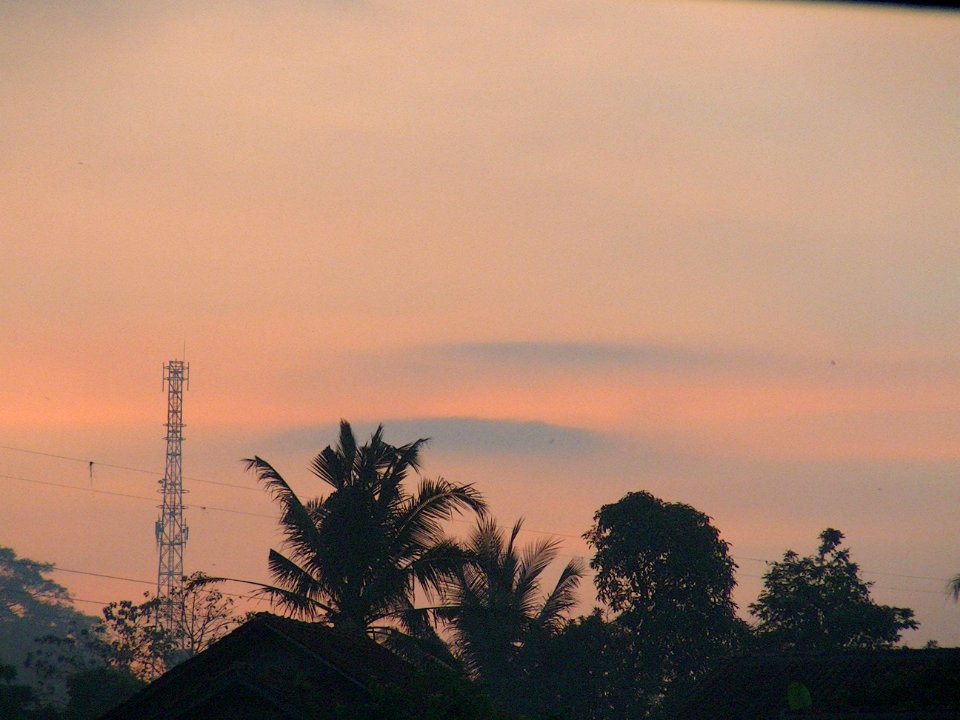 Warna merah sebelum matahari terbit