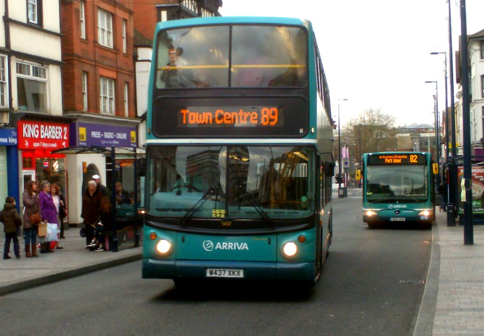 w437xkx, arriva bus, going through maidstone, (20th of december 2014)