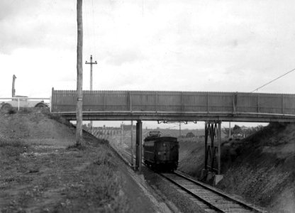 Lawrence Road bridge over Glen Waverley railway line, Mount Waverley