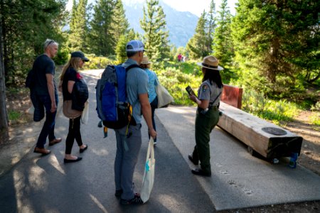 Visitors and Ranger at the Jenny Lake area